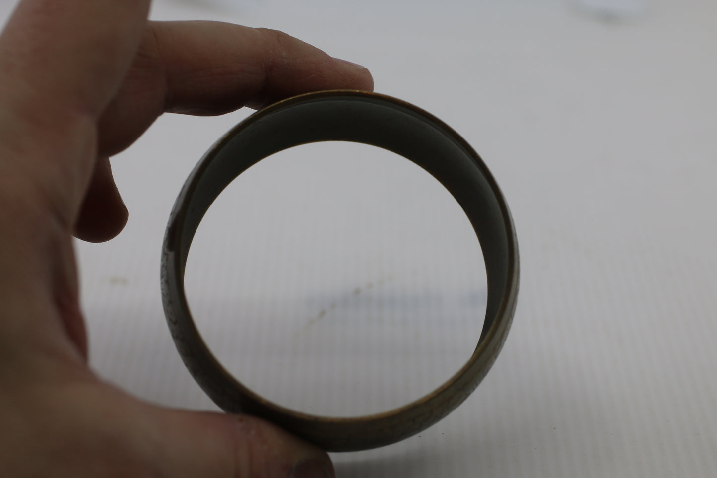 Vintage Brass-Tone Etched Bangle Bracelet – Wide Metal Cuff – Unmarked