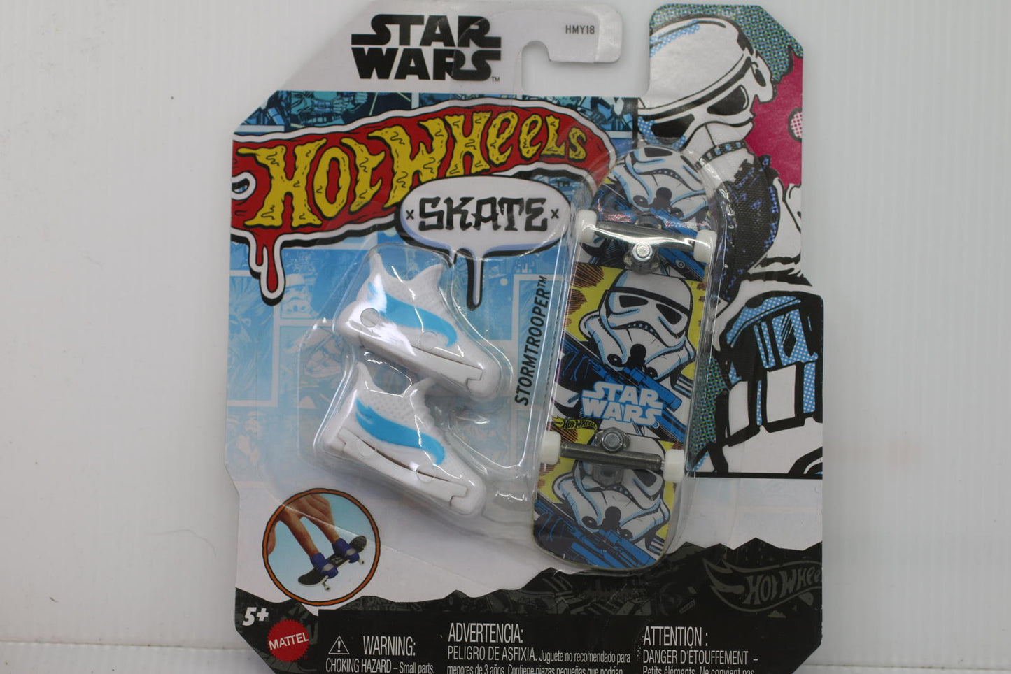 Hot Wheels Skate STAR WARS Storm Trooper Fingerboard Screen Legends New! Mattel