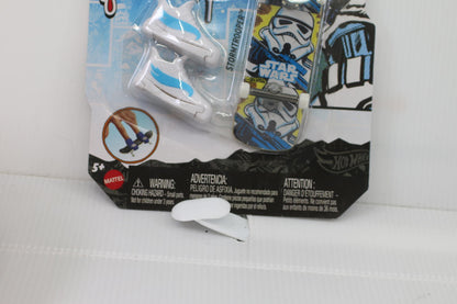 Hot Wheels Skate STAR WARS Storm Trooper Fingerboard Screen Legends New! Mattel