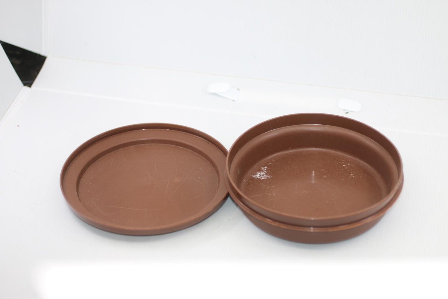 Vtg Tupperware 1206-13 Brown Seal N Serve Bowl 1207-36 Lid Plate Bowl