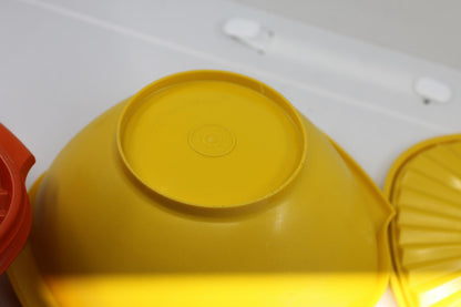 Tupperware 860-5 Servalier 6 cup lot of 2 Bowl Yellow & Orange Vintage W/Lid