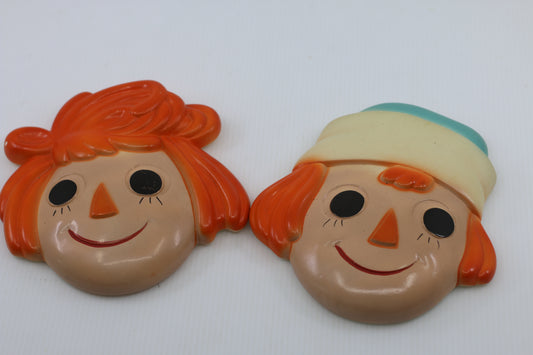 Vintage Raggedy Ann And Andy Ceramic Wall Hanging Faces 5 3/4" long Orange Hair