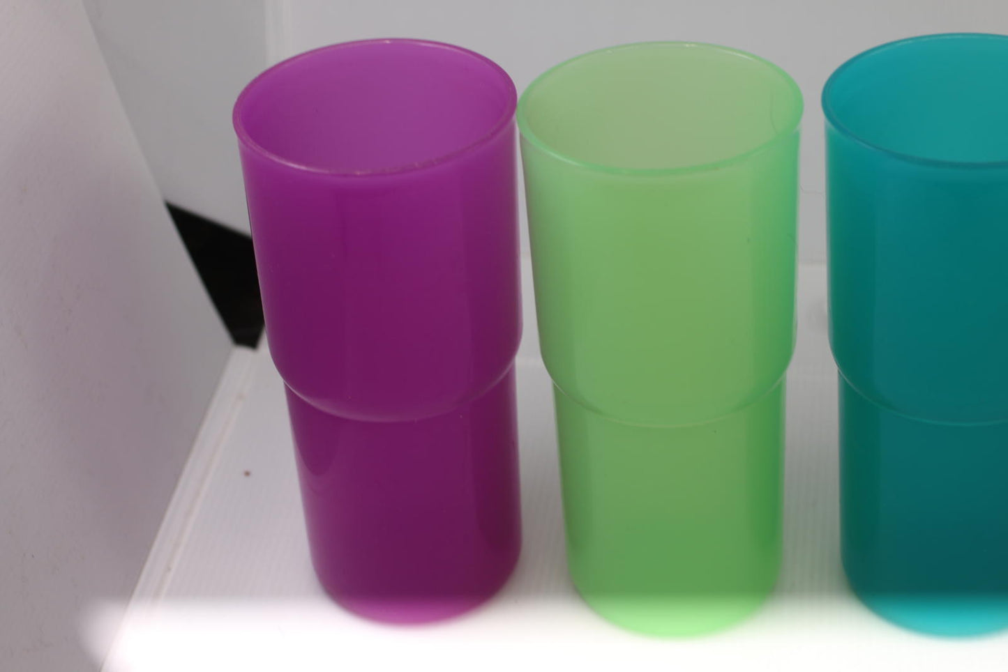Set of 5 Tupperware Tumblers 2412 (12oz) 2413 (18oz) Jeweltone Vintage 90’s Y2K