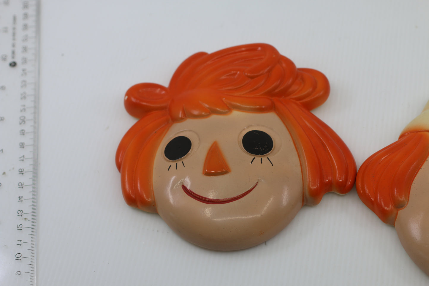 Vintage Raggedy Ann And Andy Ceramic Wall Hanging Faces 5 3/4" long Orange Hair