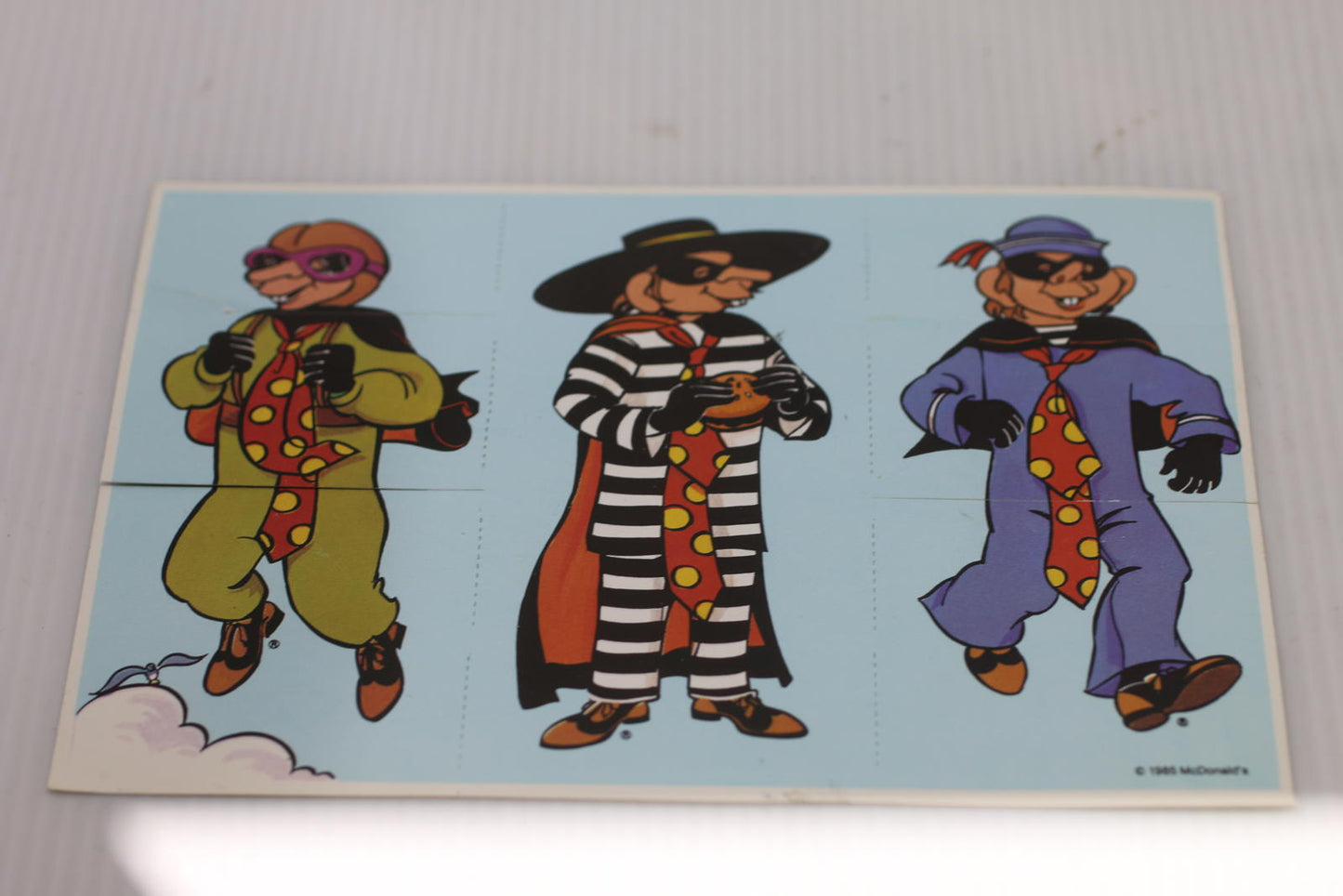Vintage 1983 McDonald’s Hamburglar Costume Variant Card Panel toy