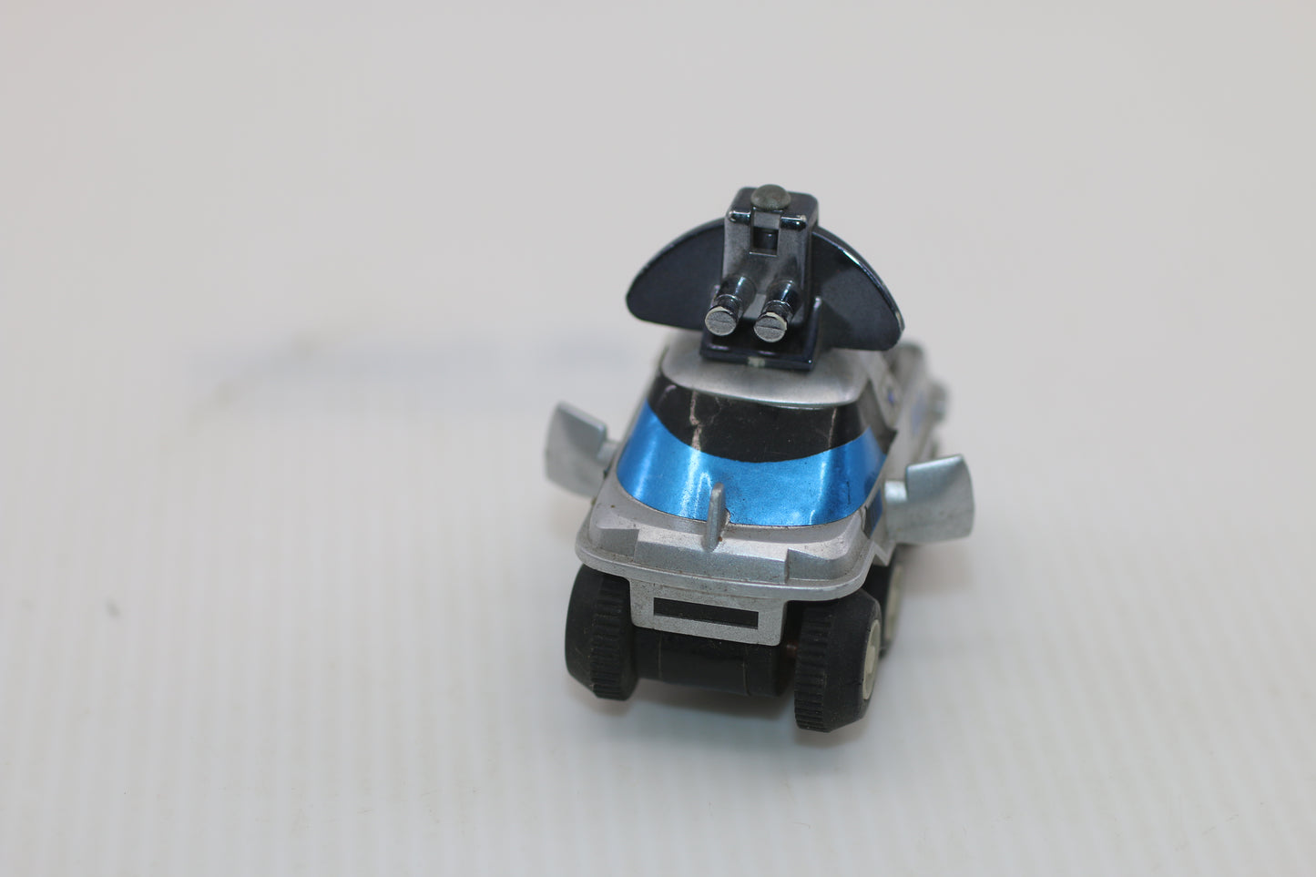 Vintage 1985 Bandai Japan Friction Sci-Fi Space Vehicle 6-Wheel Toy – Rare