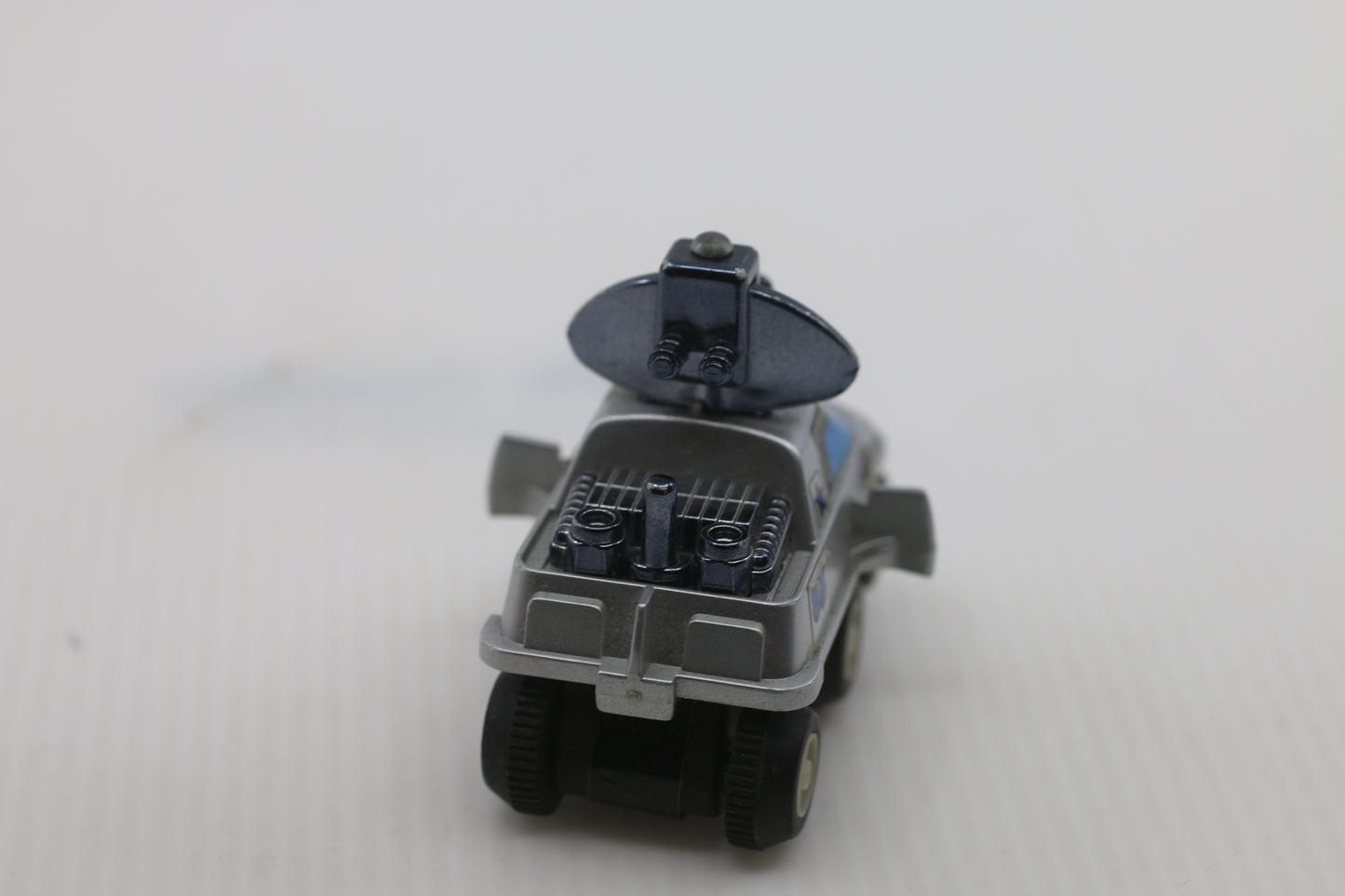 Vintage 1985 Bandai Japan Friction Sci-Fi Space Vehicle 6-Wheel Toy – Rare