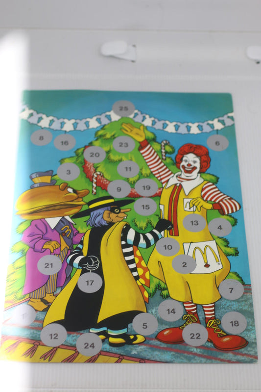 🎄 Vintage 1986 McDonald’s Canada Holiday Scratch Advent Calendar Christmas card