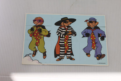 Vintage 1983 McDonald’s Hamburglar Costume Variant Card Panel toy