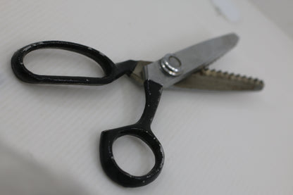 Vintage Pinking Shears Zig Zag Scissors – Sewing Fabric Tool