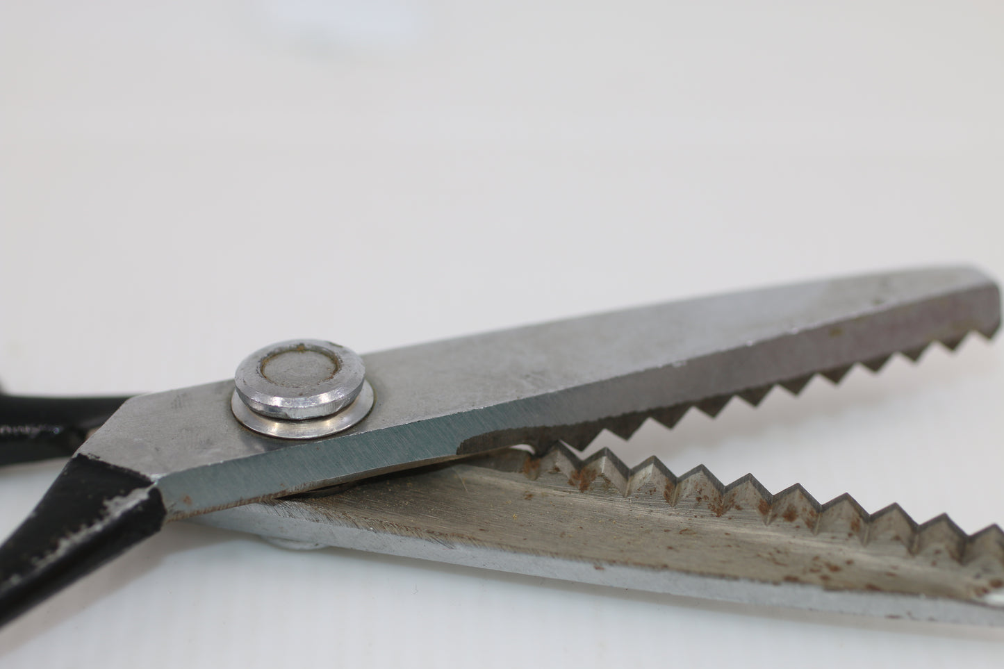 Vintage Pinking Shears Zig Zag Scissors – Sewing Fabric Tool