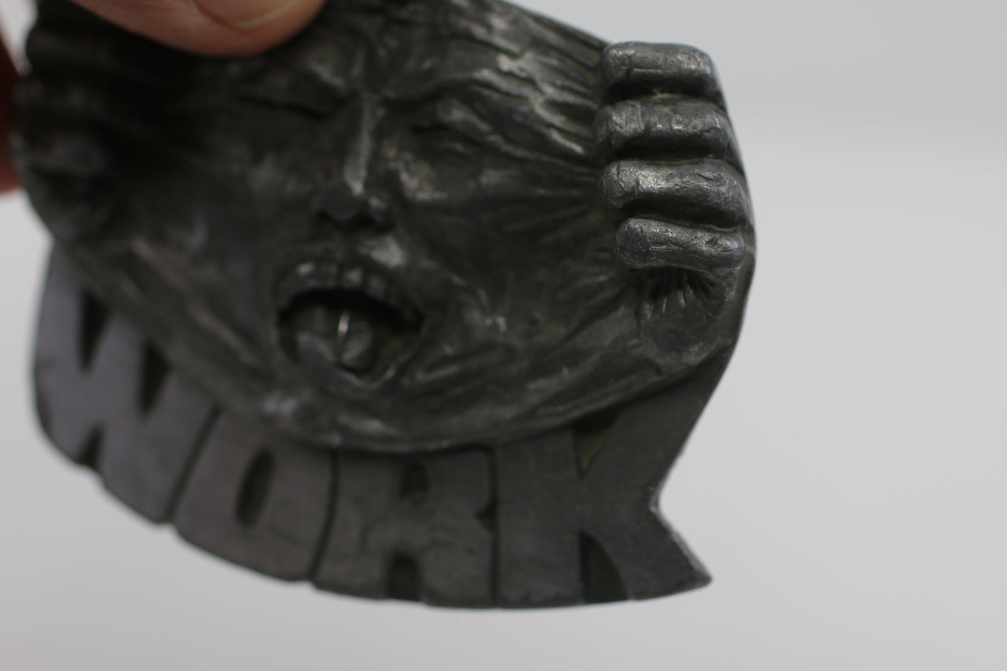 Motley Crue Vintage Belt Buckle – 1994 Bergamot – Heavy Metal Rock – READ