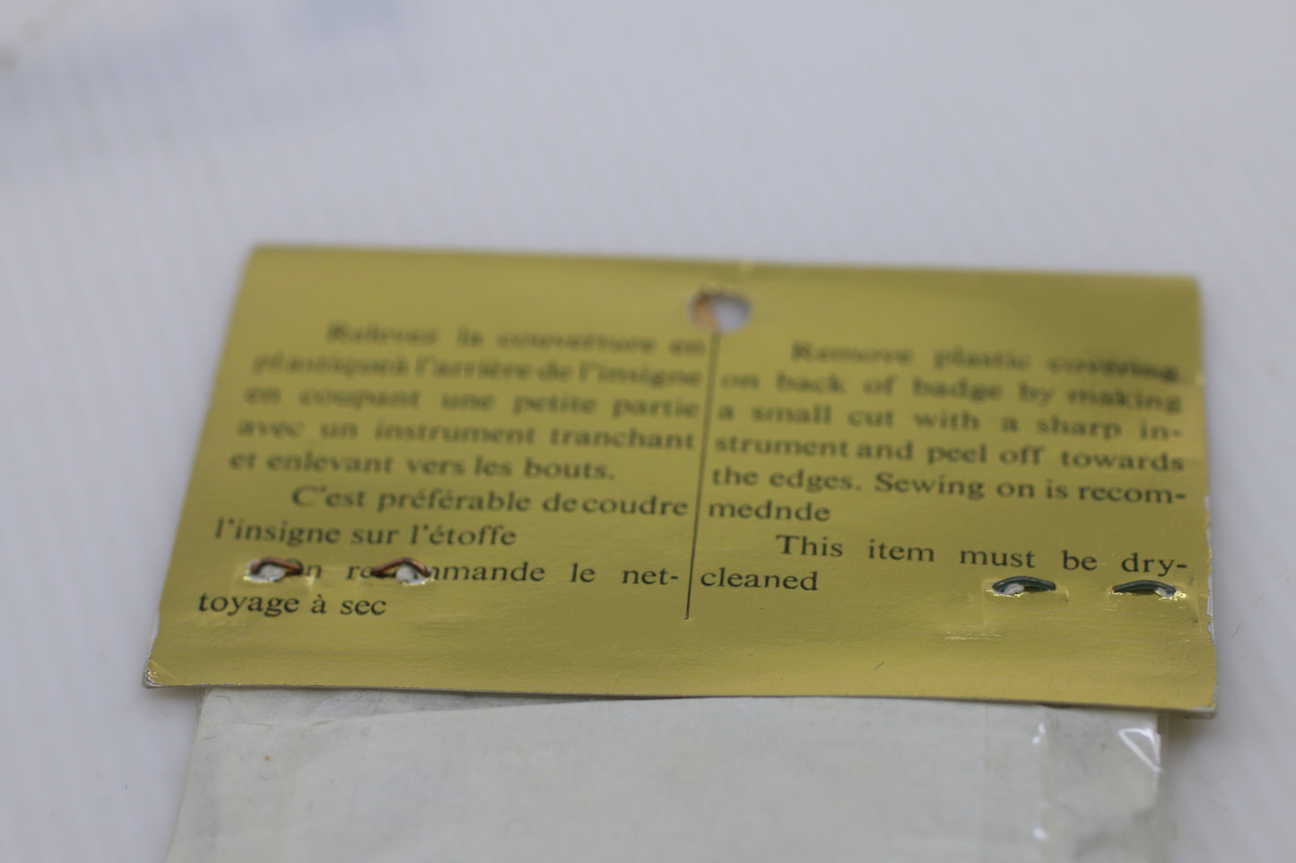 Vintage Quebec Fleur-de-Lis Embroidered Patch – Canada Province Crest – 1960s–70s