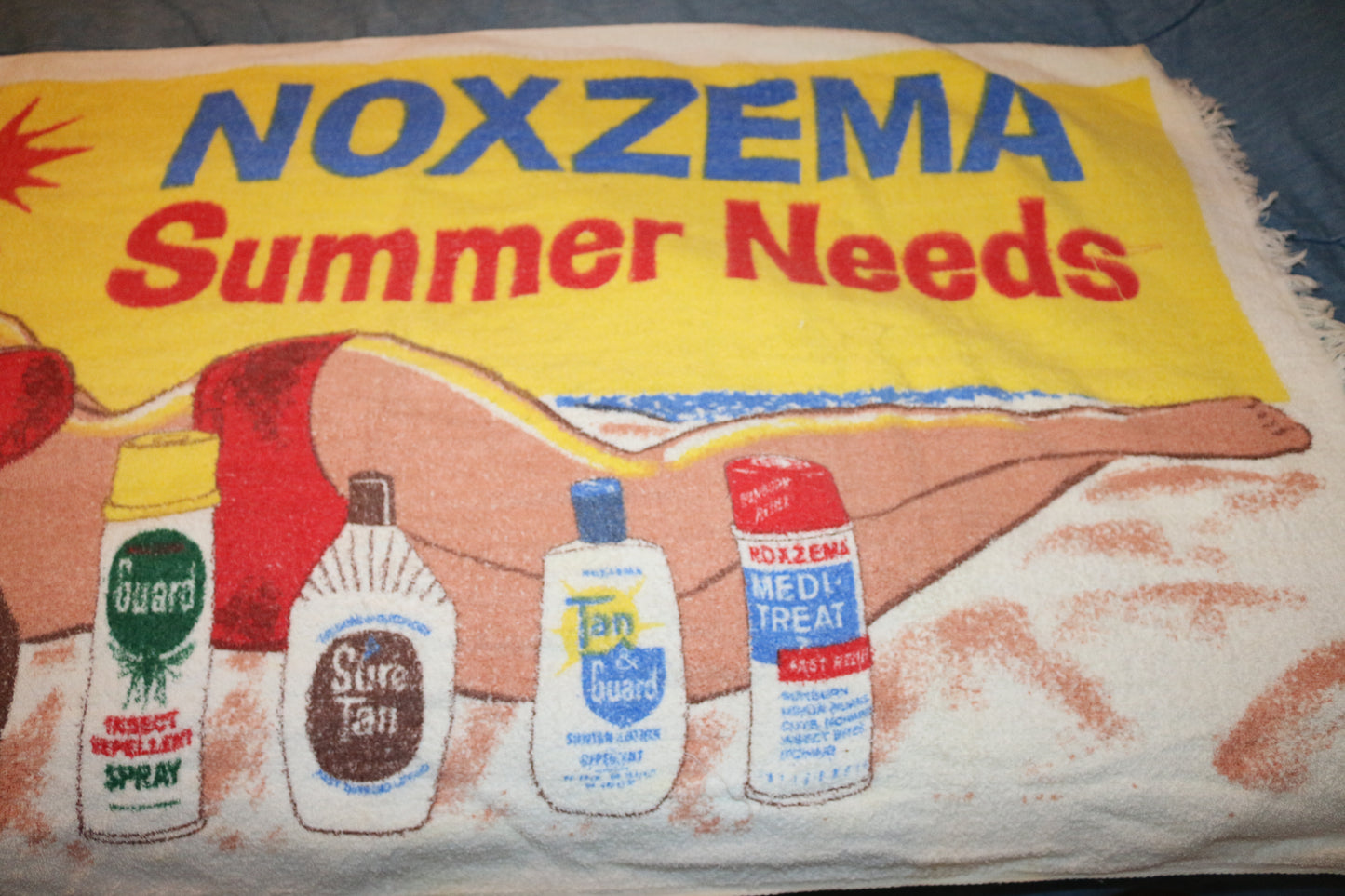 Vintage Noxzema Summer Needs Beach Towel – Pin-Up Advertising – 1960s 1970s