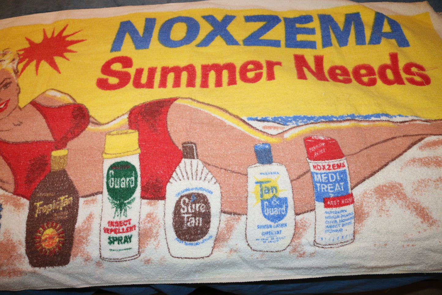 Vintage Noxzema Summer Needs Beach Towel – Pin-Up Advertising – 1960s 1970s