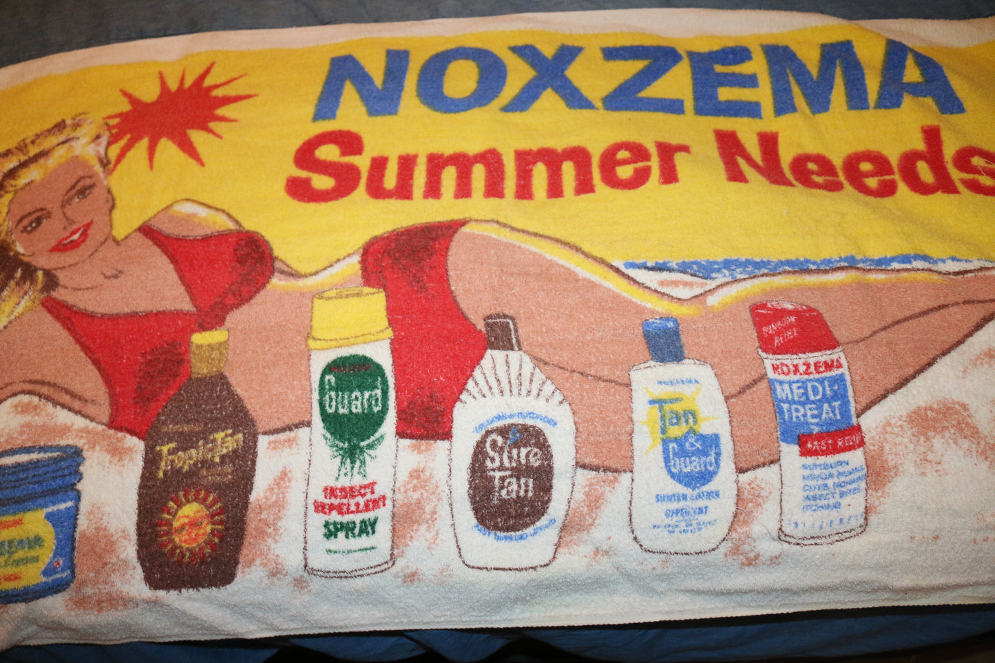 Vintage Noxzema Summer Needs Beach Towel – Pin-Up Advertising – 1960s 1970s