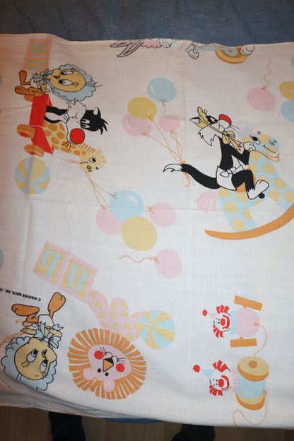 Vintage Looney Tunes Baby Blanket Nursery Fabric – Warner Bros Pastel – 80s 90s