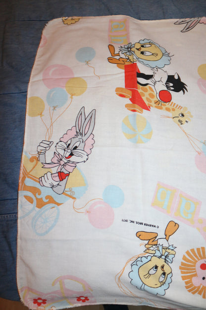 Vintage Looney Tunes Baby Blanket Nursery Fabric – Warner Bros Pastel – 80s 90s