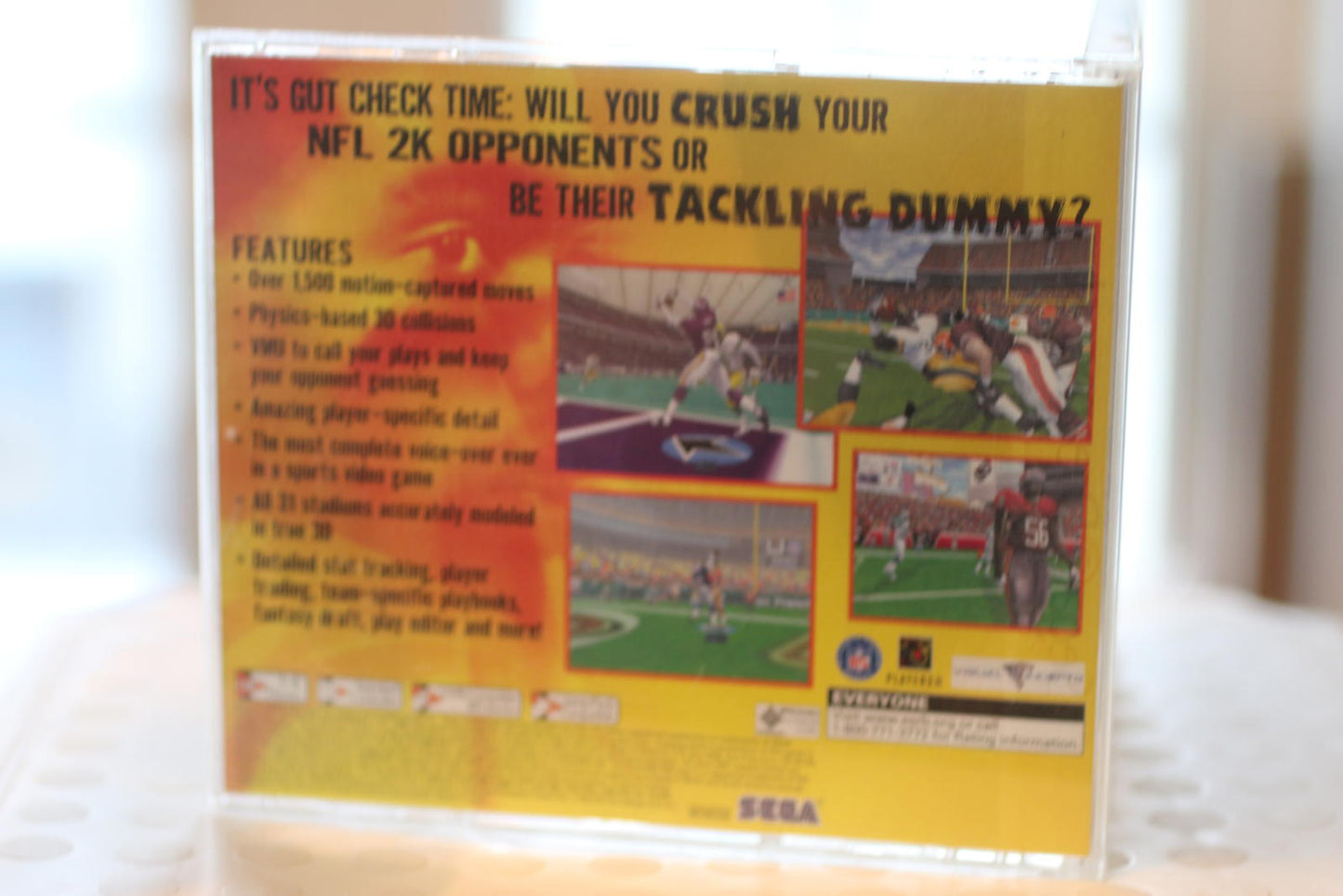 Sega Sports NFL 2K Dreamcast Video Game mANY scuffs on the cd