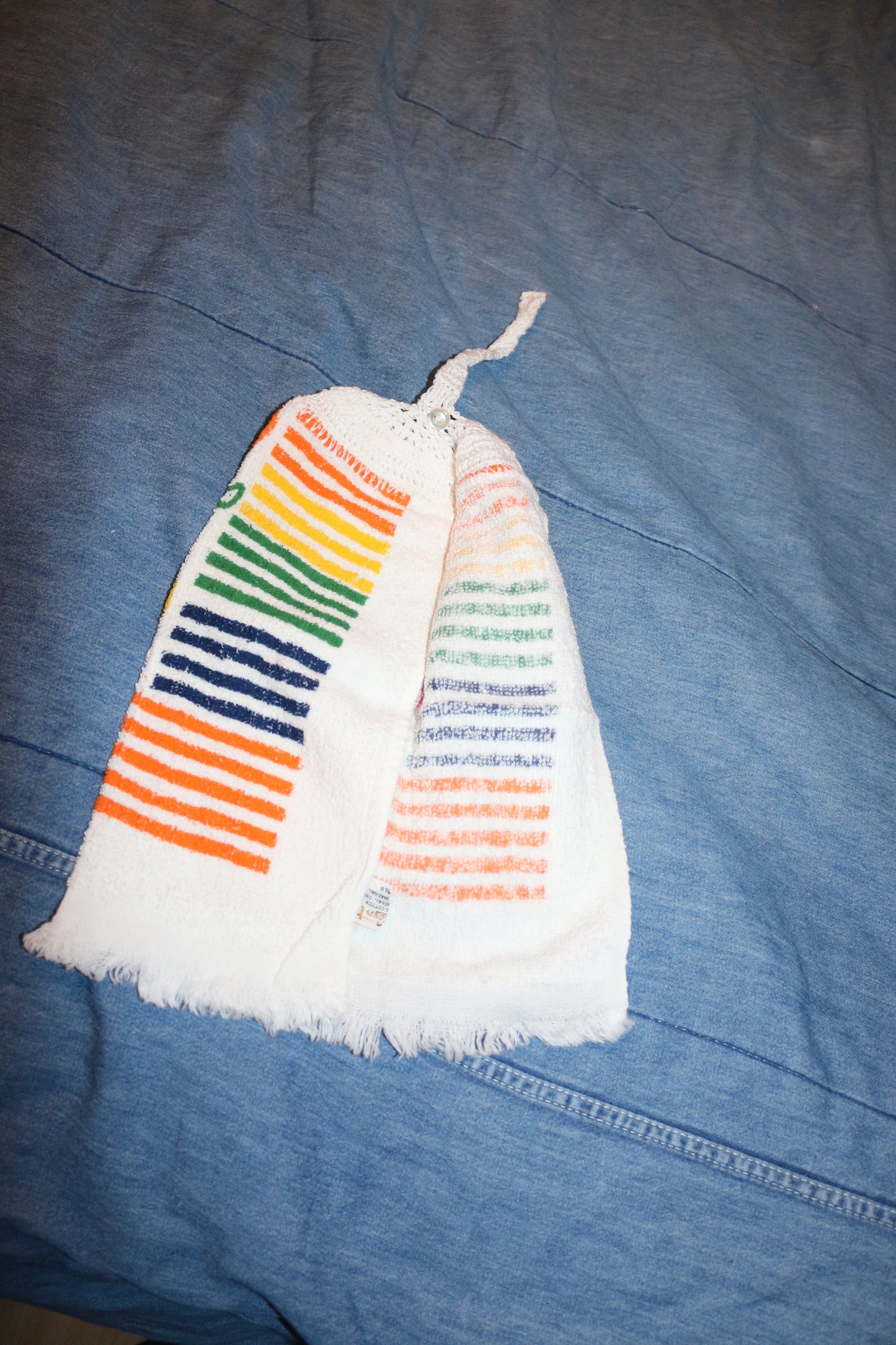 Vintage Hanging Kitchen Towel w/ Cord – Terry Cloth Fruit & Cup Pattern – Oven Door Towel