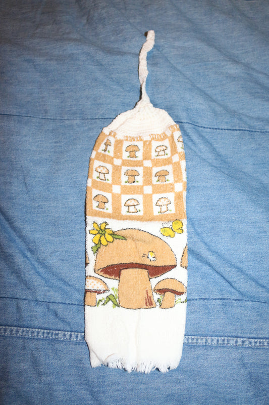 Vintage Hanging Kitchen Towel w/ Cord – Mushroom Pattern Terry Cloth – Cottage Decor
