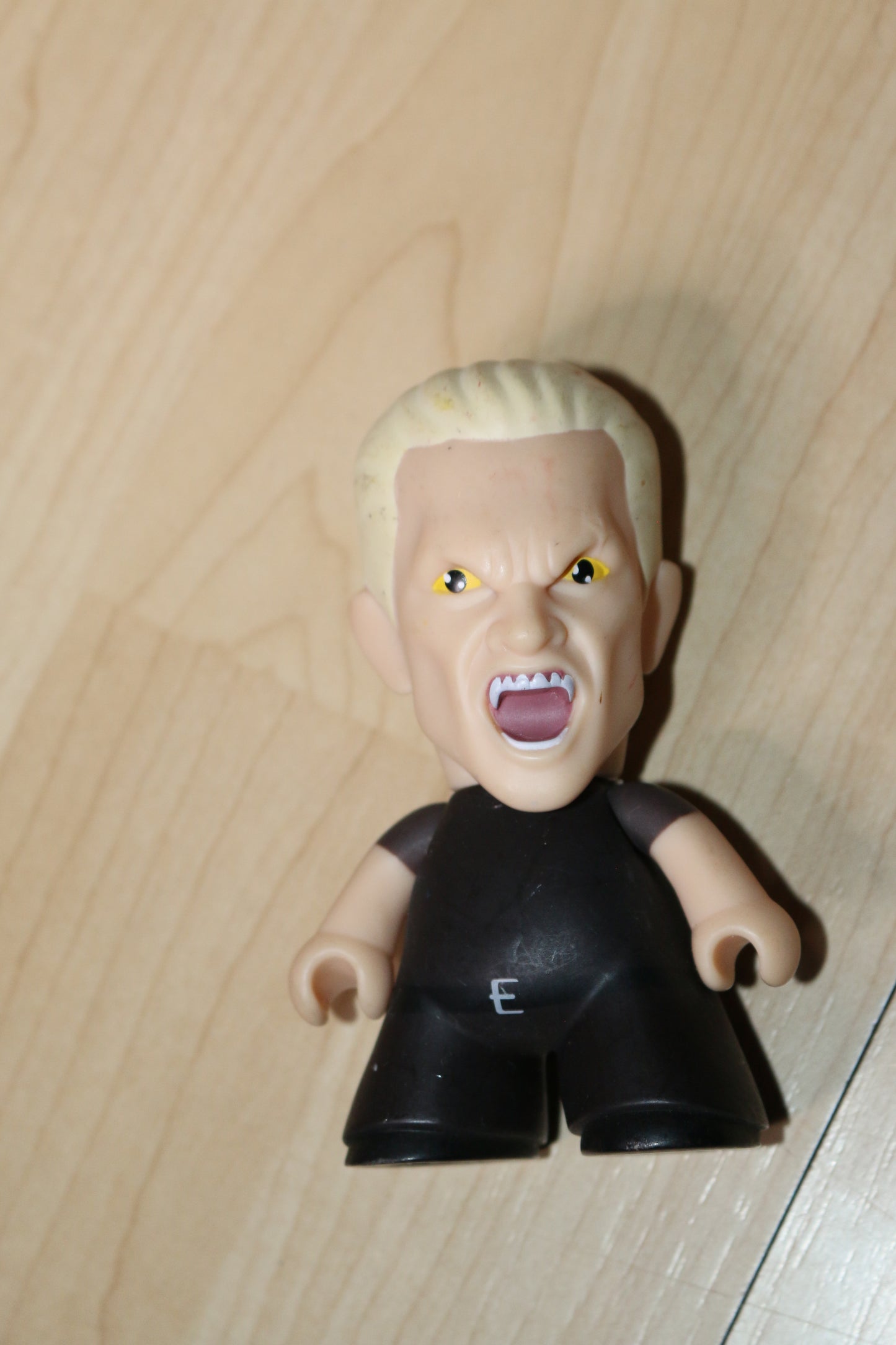 Buffy the Vampire Slayer Titans Vinyl Figures " Spike " 4.5" Tall No box