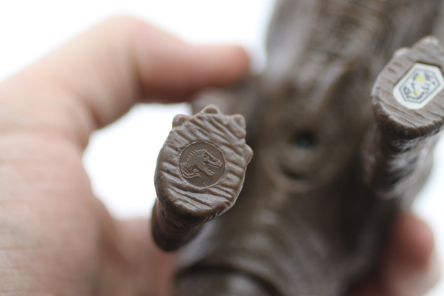 Jurassic World Triceratops Camp Cretaceous Primal Attack Sound Strike Figure