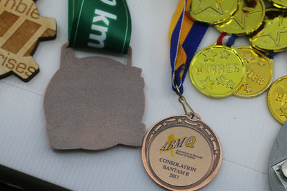 Large Lot of Kids Play Medals & Sports Event Medals Winner Medals, Quebec Marathon 25+