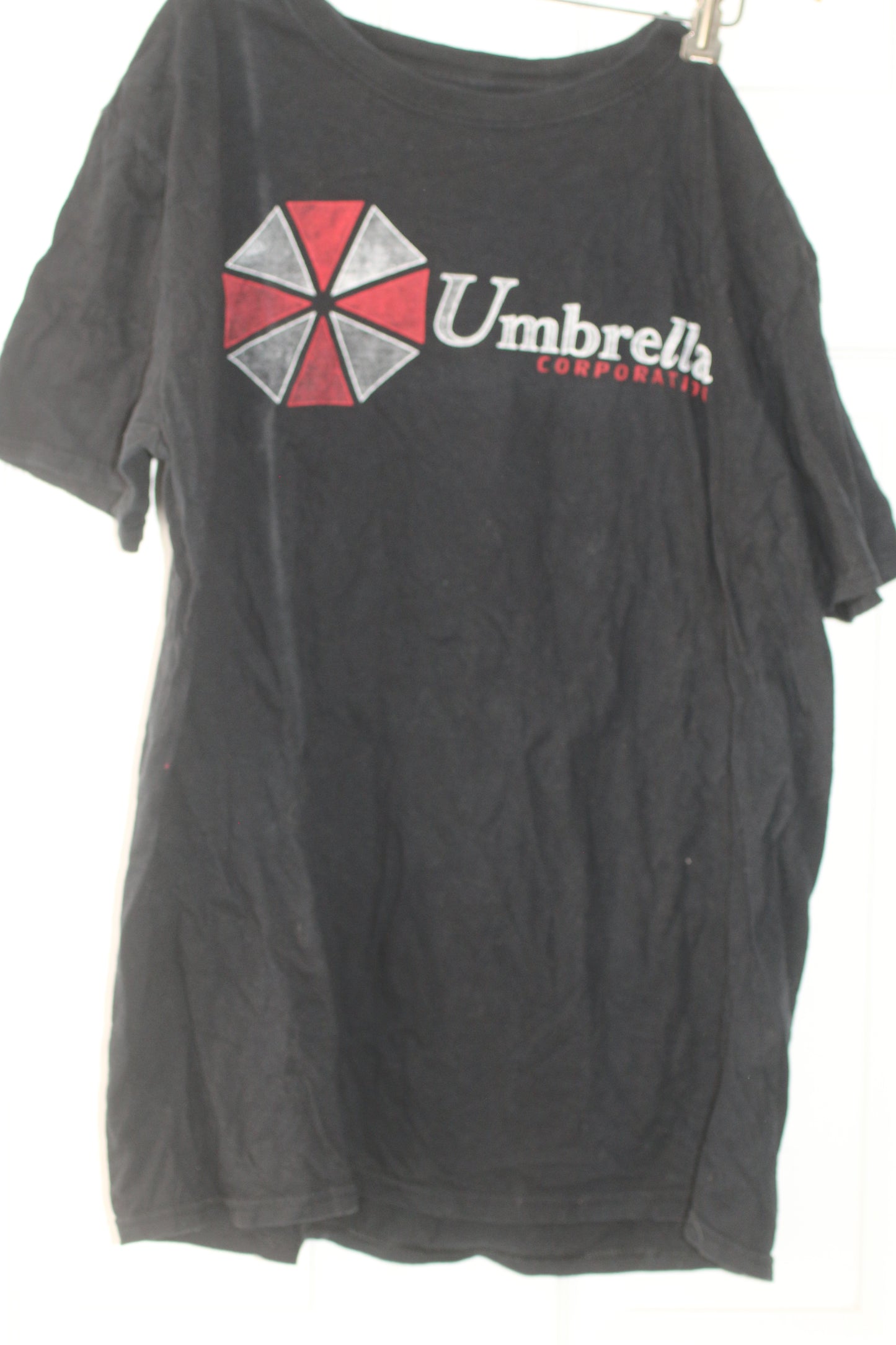 Resident Evil Umbrella Corporation T-Shirt Black Logo Biohazard Size M