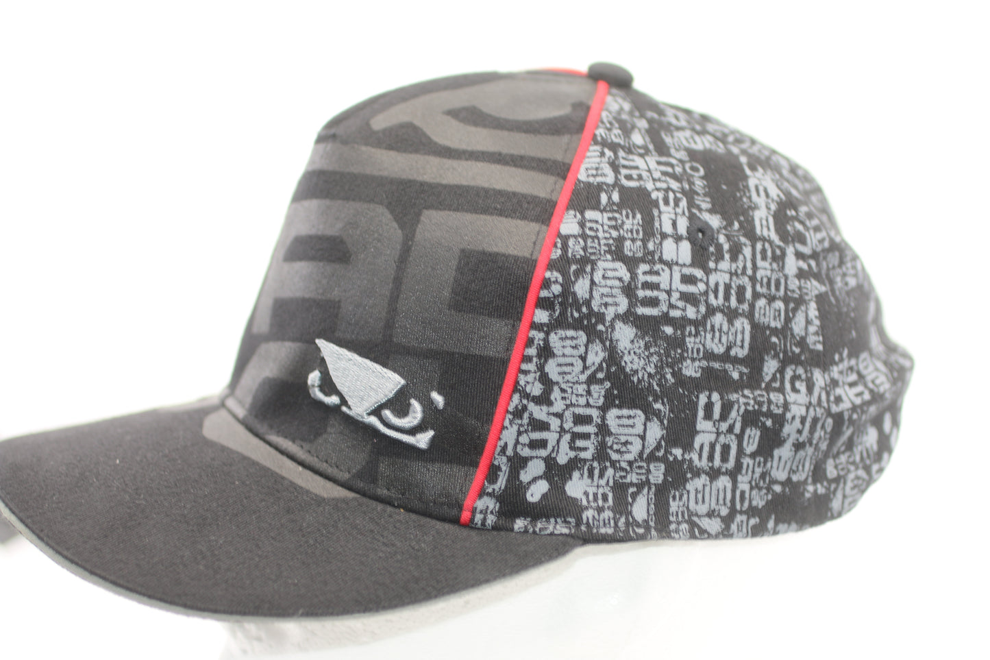 TapouT “Simply Believe” Flex Fit Cap S/M Black MMA UFC Style Hat