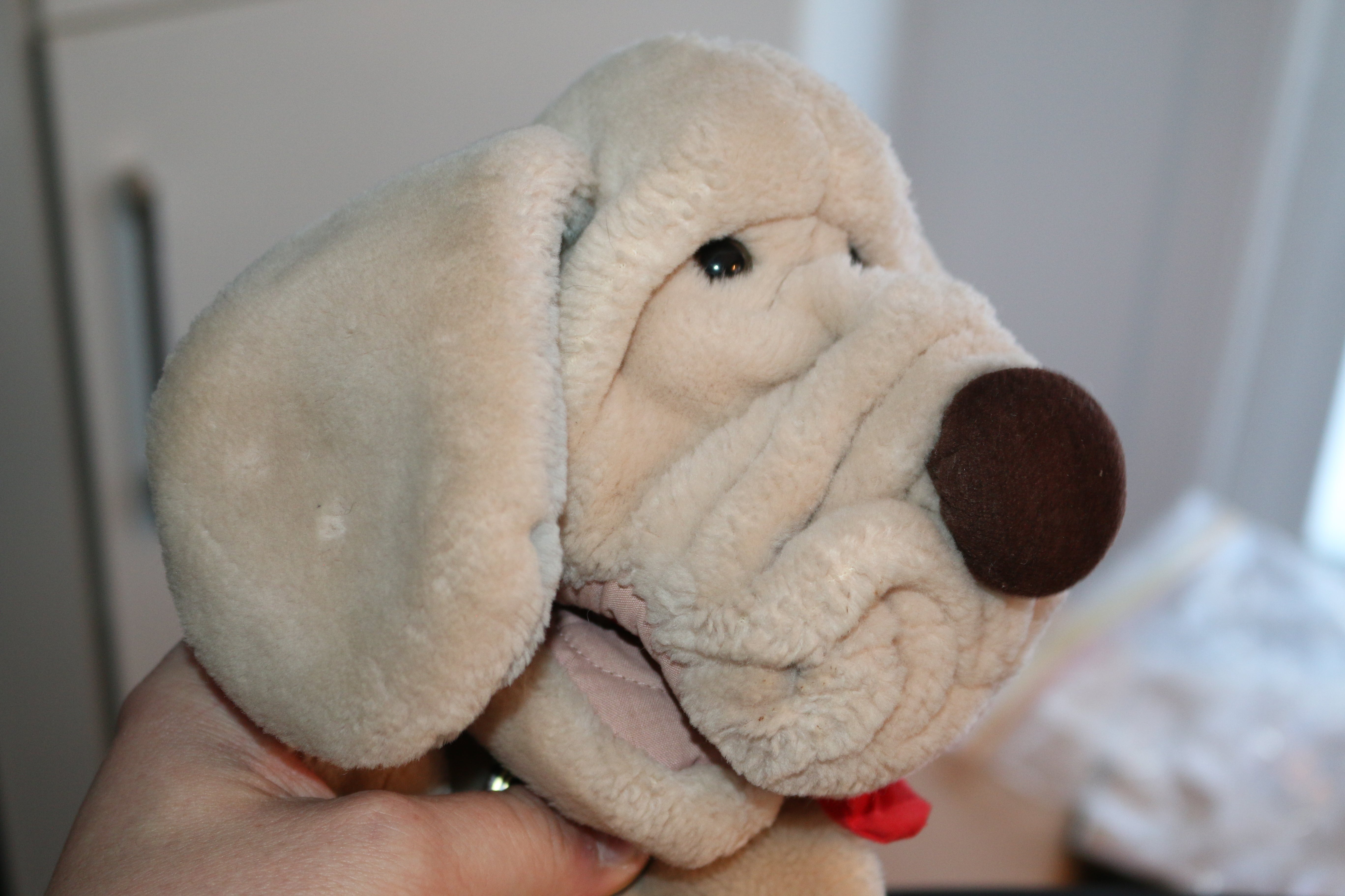 Vintage 1981 Ganz Bros Wrinkles The Dog Hand Puppet Plush 8