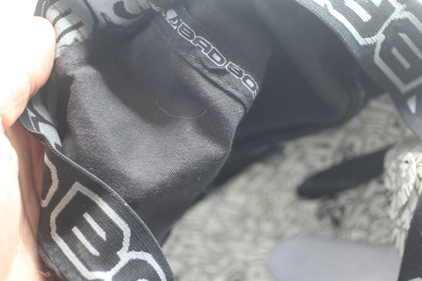 TapouT “Simply Believe” Flex Fit Cap S/M Black MMA UFC Style Hat