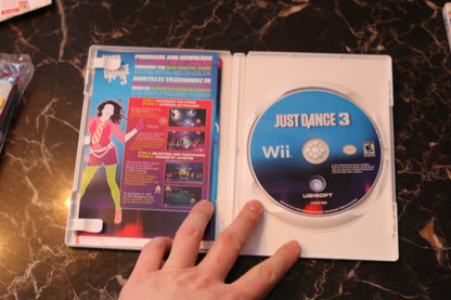 Just Dance 3 (Nintendo Wii, 2011) Complete W/ Manual - Tested Working