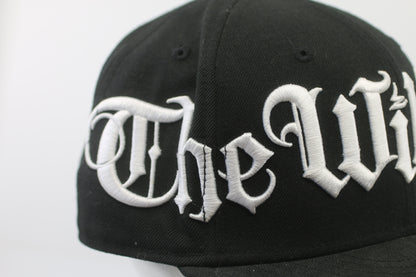 New Era 59FIFTY “The Wild Ones” Fitted Cap Black White Size 7 1/4 – Worn