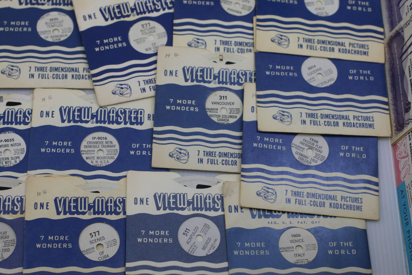 Vintage View-Master Lot w/ Viewer + 30+ Reels FT Snow White Coronation Banff Vatican