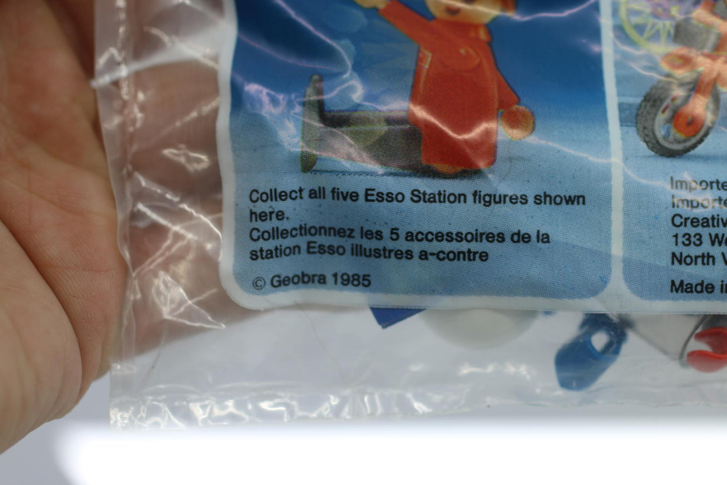 Vintage PLAYMOBIL ESSO Man with Radio and Helmet 1985 SEALED Figurine New rare