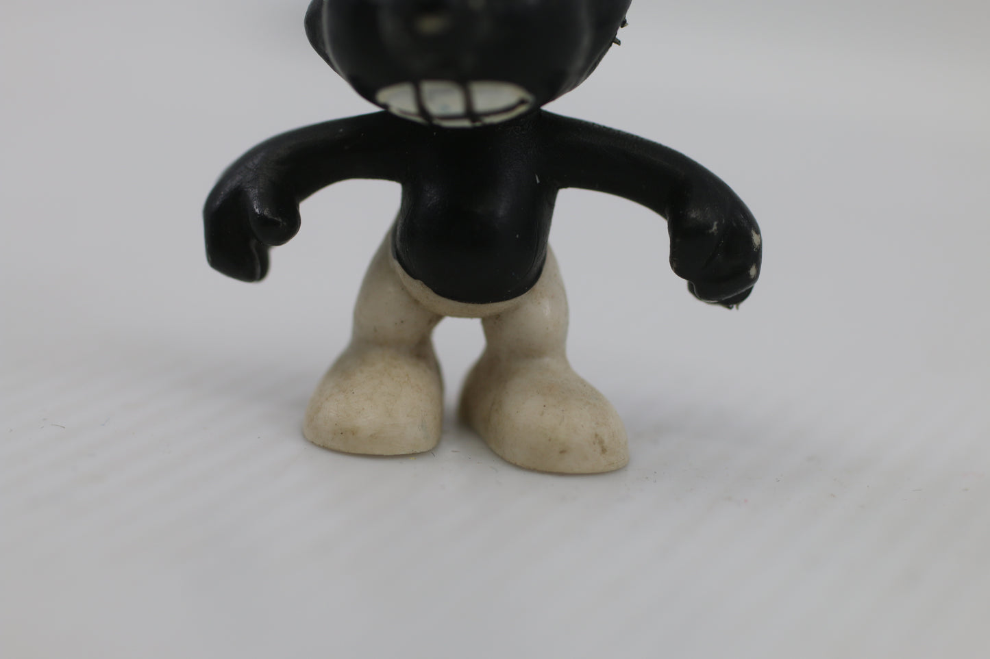 Angry Smurf Black Teeth Vintage 20007 Figure Schleich Peyo Figurine 1966-Large (Copie)