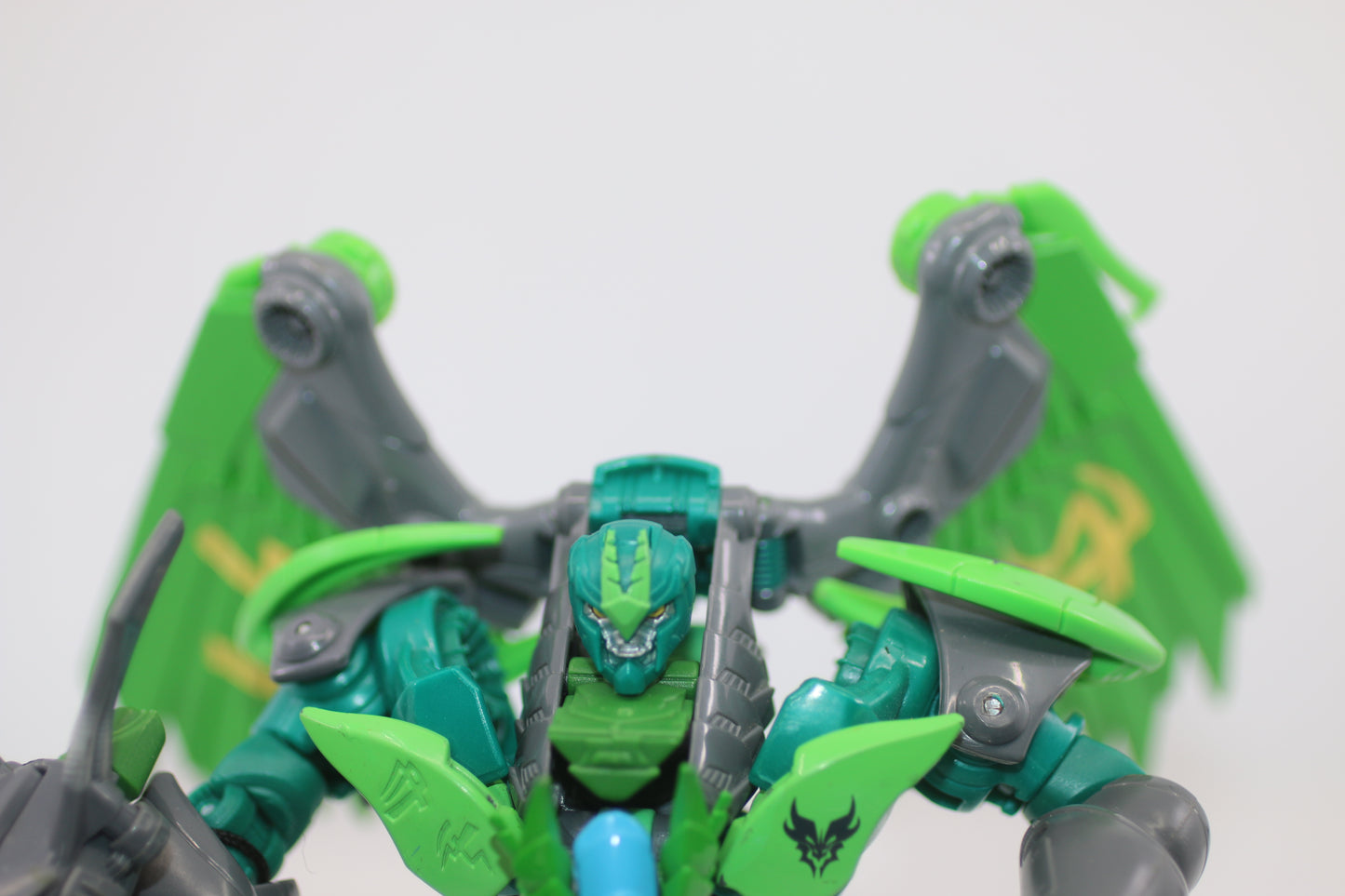 Transformers Grimwing Complete Prime Beast Hunters Voyager Class