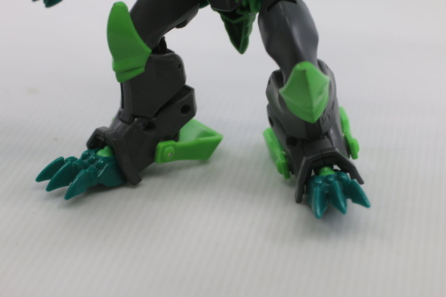 Transformers Grimwing Complete Prime Beast Hunters Voyager Class