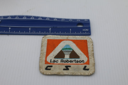 Vintage Souvenir patch embroidered patch Québec Lac Robertson CSL