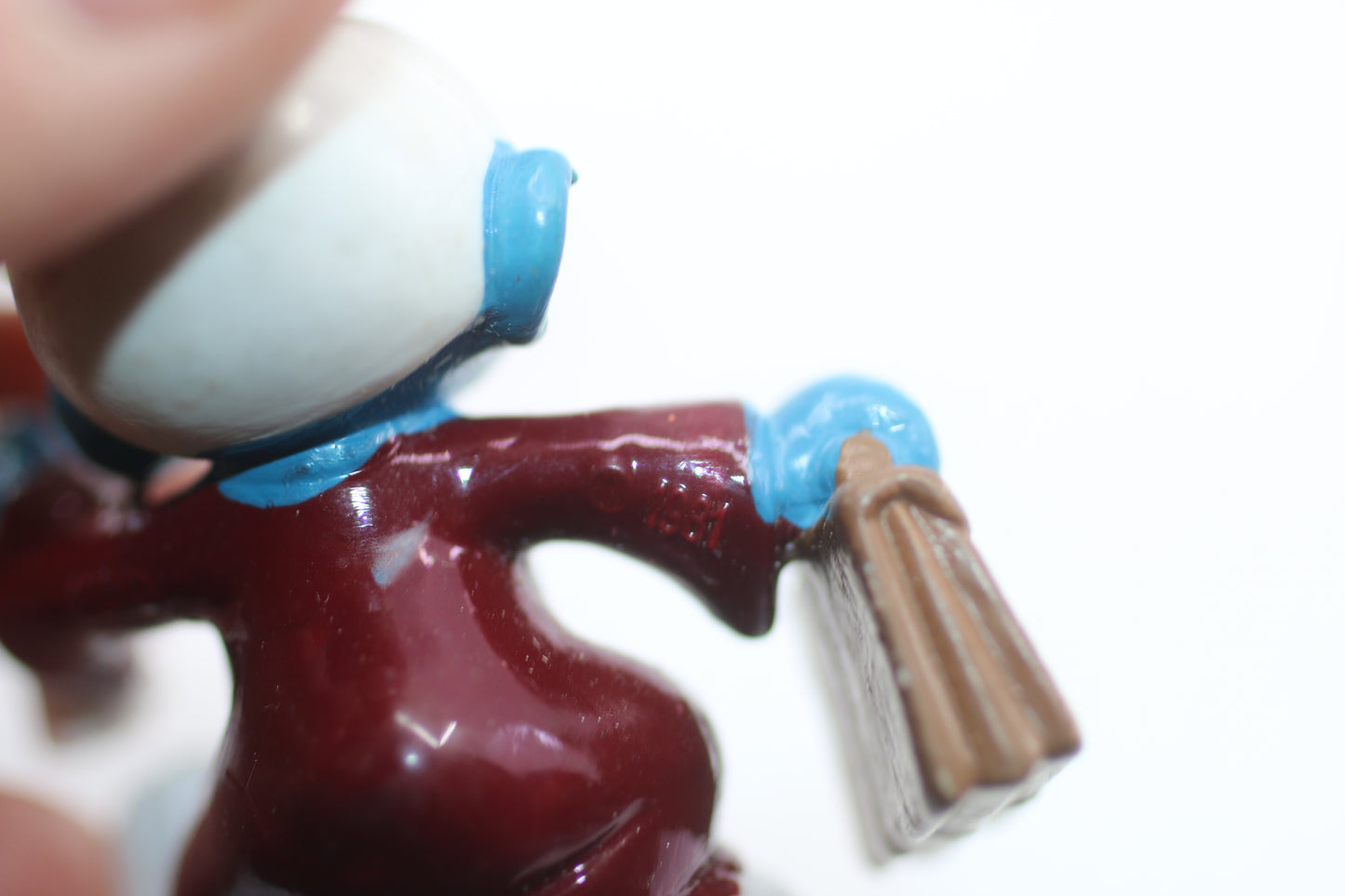 PEYO SCHLEICH VTG 1981 SMURFS # 20130 BROWN GRADUATE SMURF PVC FIGURINE