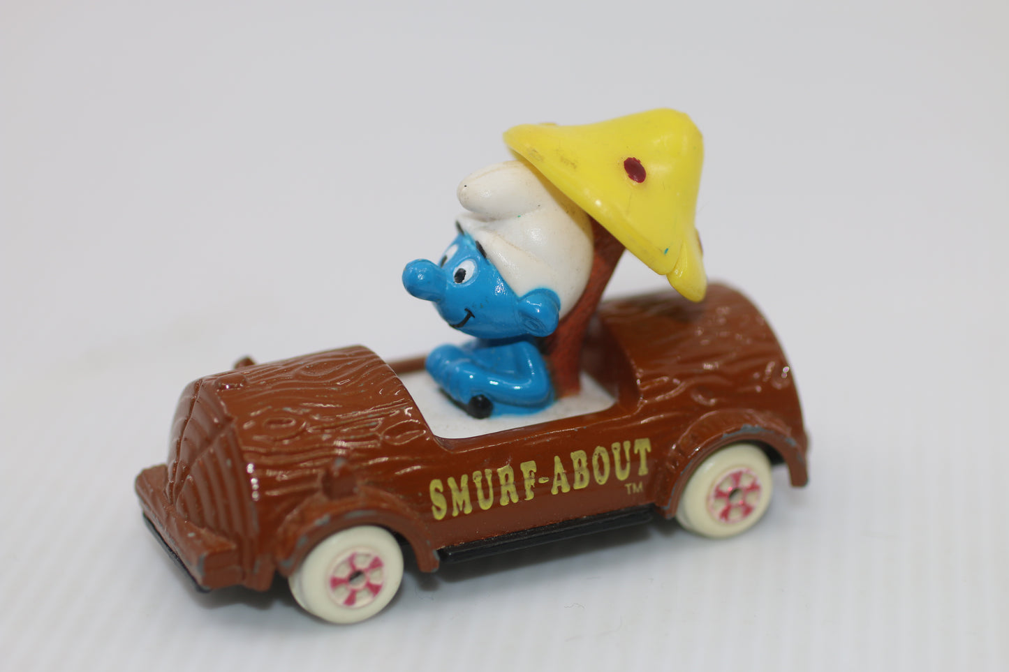 1982 Peyo ERTL Redwood Smurf-About Car Die Cast Loose Vintage