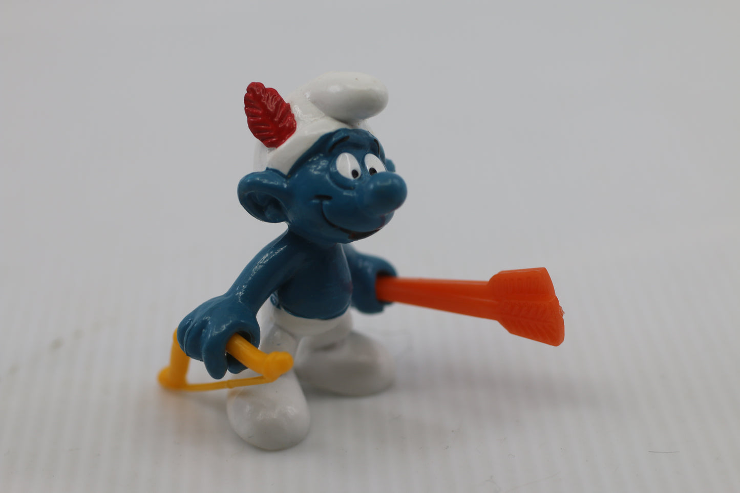 ARCHER SMURF - Bow & Arrow - Vintage SMURFS Bully PVC Figure