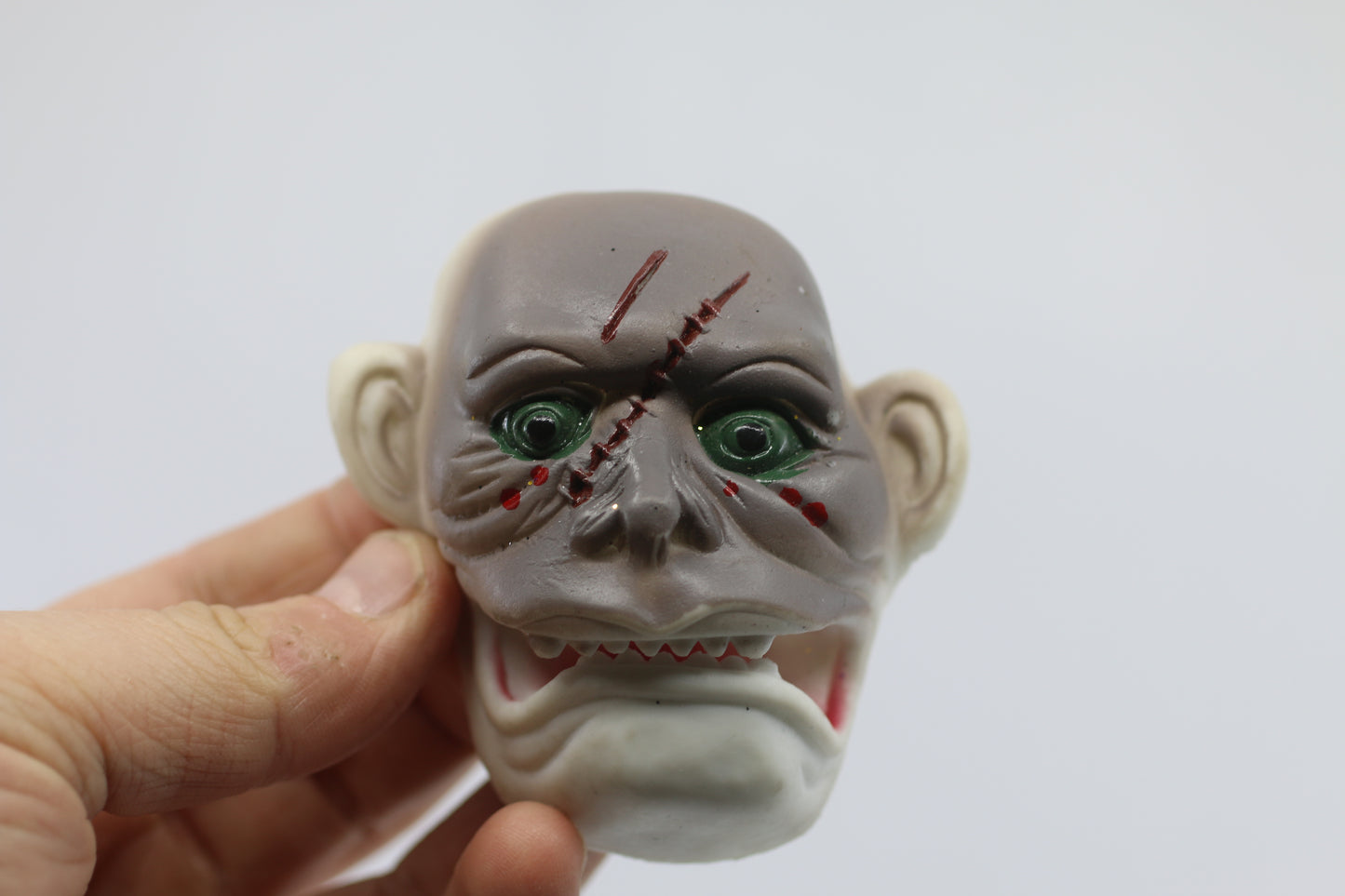 Rubber Monster Finger Puppet Heads Lot of 2 Halloween Horror Toy