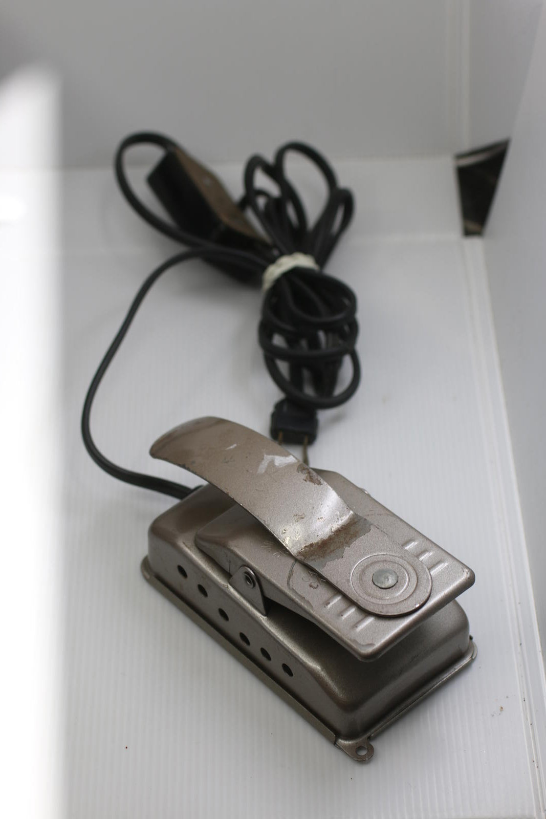 Mercury Electric 704 Foot /705 Knee Sewing Machine Speed Control Foot Pedal ONLY