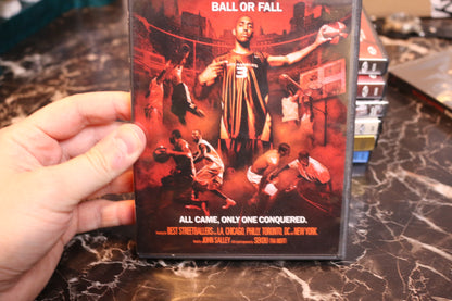 Nike Battlegrounds: Ball Or Fall (Dvd - 2004)