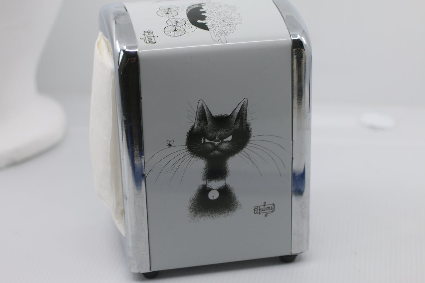 Napkin dispenser Dubout and Editions Clouet with cute cats desigh