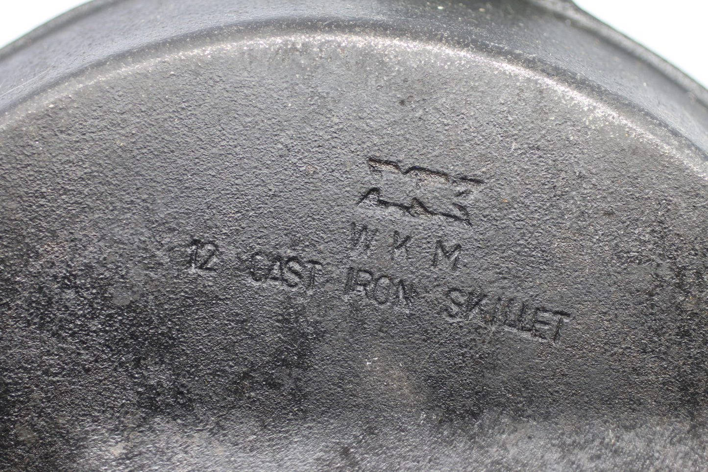 12in Cast Iron Skillet Frying Pan Dual Spout Made in China
