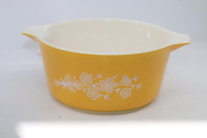 Vintage PYREX Casserole Dish 472-B BUTTERFLY Yellow NO LID