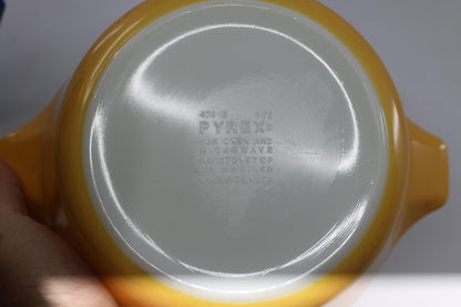 Vintage PYREX Casserole Dish 472-B BUTTERFLY Yellow NO LID